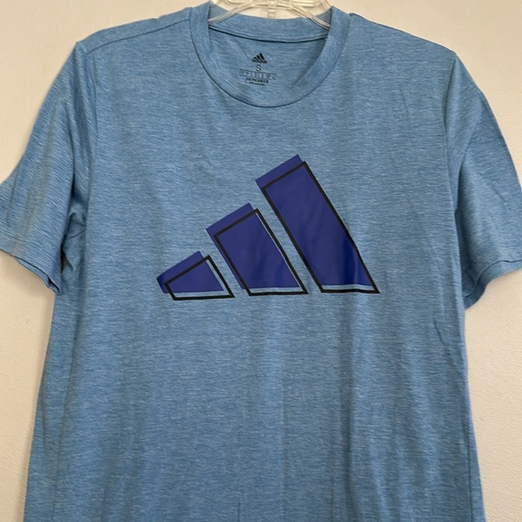 Adidas men blue heather Aeroready graphic tshirt for running, hiking or work out - Picture 4 of 9